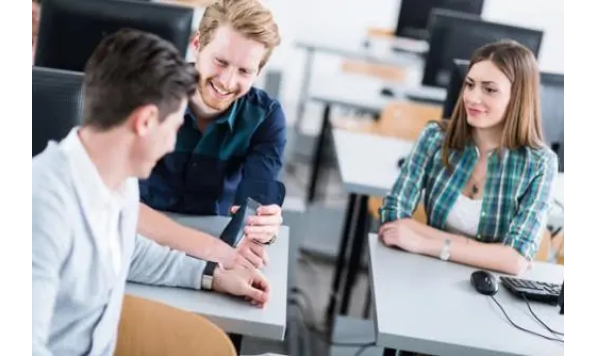 2021/08/04 9:00—黄友义会长、张红玲教授、张喜华教授等：跨文化外语教学与国际化人才培养