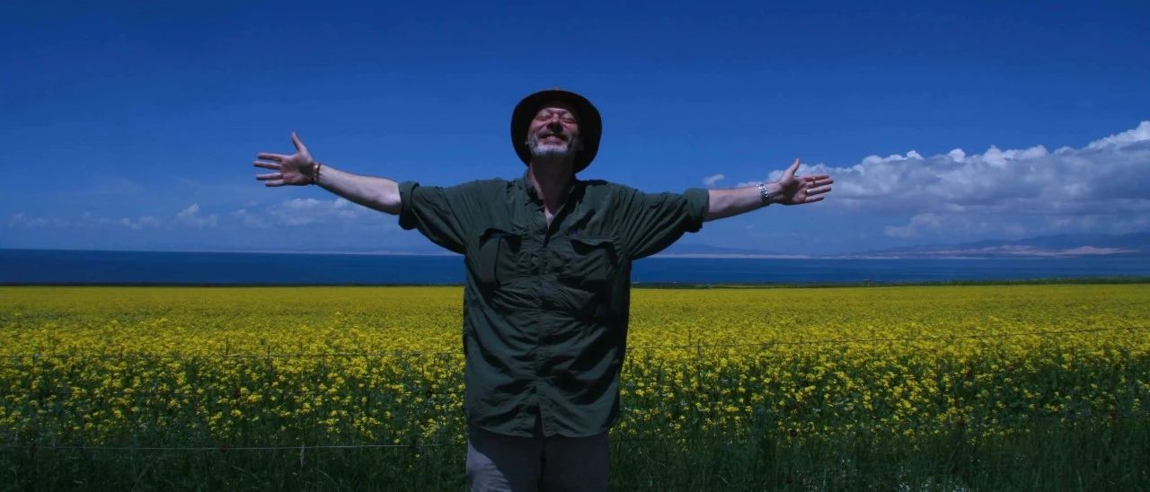 一位关爱后辈的长者